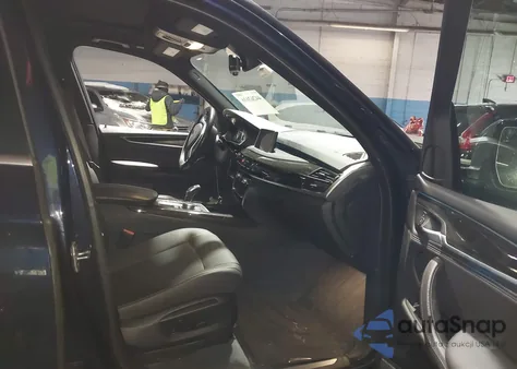 2018 BMW X5 xDrive35I z USA, uszkodzony, nr VIN 5UXKR0C52JL071222